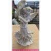 Image 4 : LOT OF 4 GARDEN FIGURINES (3 X ANGELS) *ONE LITTLE BOY* (ALL CEMENT)