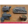Image 1 : LOT OF 4 GARDEN ITEMS (TURTLE SPRINKLER, ETC)