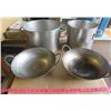 Image 1 : LOT OF POTS (2 X SMALL WOKS) *NO LIDS*