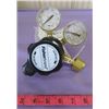 Image 1 : GAS REGULATOR (FISHER BRAND) *GENERAL PURPOSE*