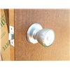 Image 3 : LOT OF 4 DOORS (WOOD) *WITH KNOBS* (79" X 32")