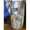 Image 12 : LOT OF ASSORTED HOUSEHOLD ITEMS (HUMIDIFIER, LADIES SKATES, ETC)
