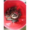 Image 3 : LOT OF ASSORTED ITEMS (CHAINS, DOOR KNOBS, HANDLES, HINGES, 12 V POWER BOX, TOOL BAG)
