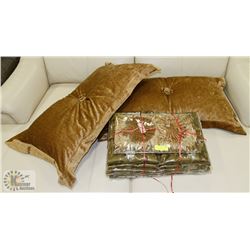 NEW KING SIZE BED SET WITH PILLOW SHAMS, AND 2