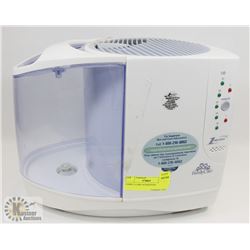 FAMILY CARE HUMIDIFIER