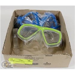 LOT OF 2 DIVING MASKS