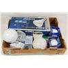 Image 1 : LARGE FLAT OF LIGHTBULBS