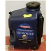 Image 1 : 8 GALLON WATER JUG ON WHEELS