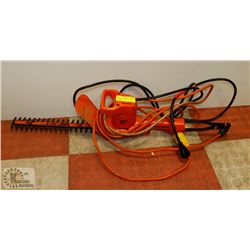 BLACK & DECKER ELECTRIC HEDGE TRIMMER