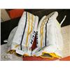 Image 1 : SENIOR SET GOALIE PADS