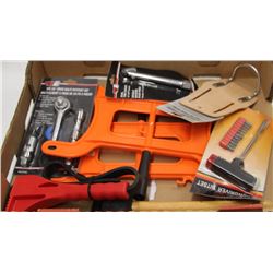 FLAT OF ASSORTED TOOLS INCL SCREWDRIVER BIT SET,