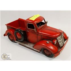 COLLECTIBLE TIN TRUCK