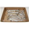 Image 1 : LARGE FLAT OF COMBINATION WRENCHES