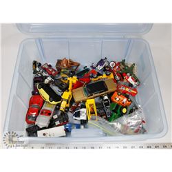 TOTE OF COLLECTIBLE DIE CAST CARS
