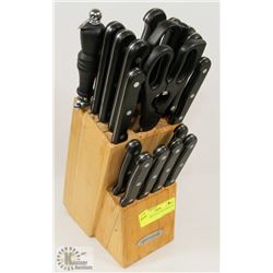 FABERWARE SOLID TANG KNIFE SET