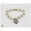 Image 1 : #51-FRESH WATER PEARL WITH HEART SHAPE BRACELET