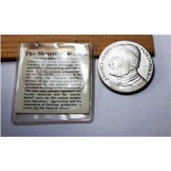 7)  VINTAGE POPE JOHN PAUL II MEDAL