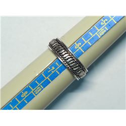 32) STERLING SILVER CUBIC ZIRCONIA PENDANT