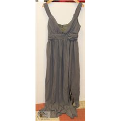 SIZE LARGE LIGHT GREY CHIFFON SUMMER DRESS FLOOR