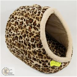 WHISKER CITY CAT BED W/TOP HANDLE -