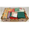 Image 1 : LARGE FLAT OF ASSORTED PATTERN AND SIZE NAPKINS