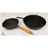 Image 1 : 11" AND 8" CAST IRON FRYING PANS