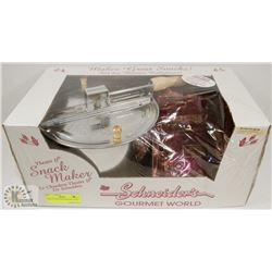 NEW SCHNEIDERS POPCORN POPPER