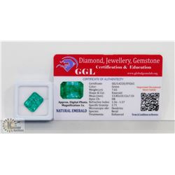 #10-GENUINE GREEN EMERALD GEMSTONE 13.85 CT
