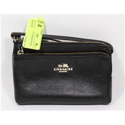 AUTHETIC COACH CHANGE PURSE, BLACK