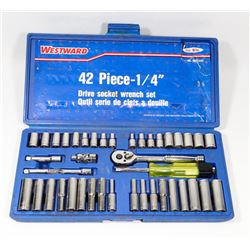 WESTWARD 42 PC 1/4 DRIVE SOCKET WRENCH SET