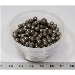 RUBBERMAID CONTAINER W/VINTAGE SMALL