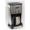 Image 1 : CUISINART COFFEE MAKER AND THERMOS