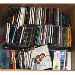 LOT OF OVER 200 CDS