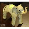 Image 1 : VINTAGE ESTATE ELEPHANT MADE FROM OYSTER