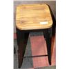 Image 1 : SHOWHOME WOOD AND METAL BAR STOOL