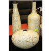 Image 1 : LOT OF 3 SHOWHOME MOTHER OF PEARL STYLE VASES