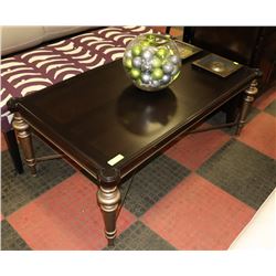 SHOWHOME 2 TONE COFFEE TABLE