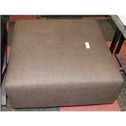 SHOWHOME GREY FABRIC OTTOMAN