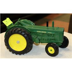 JOHN DEERE DIESEL "R" DIE CAST TRACTOR