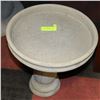 Image 1 : CONCRETE 2 PIECE BIRDBATH 14" X 14"