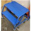 Image 1 : HEAVY DUTY STEPPING STOOL ON CASTERS