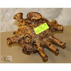 ORNAMENTAL HANDMADE CERAMIC FLUTTY FISH