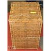 Image 1 : SQUARE WICKER LAUNDRY HAMPER