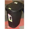 Image 1 : RUBBERMAID TOUCH TOP 49 L / 13 GAL