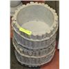 Image 1 : LOT OF 2 CONCRETE FLOWER POTS 11" WIDE NEW
