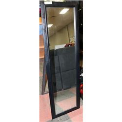 BLACK FRAMED MIRROR ON STAND