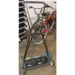 YARDWORKS PUSH STYLE GROUND DRIVE LAWN MOWER