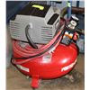 Image 1 : PORTER CABLE 6 GAL 150 PSI AIR COMPRESSOR