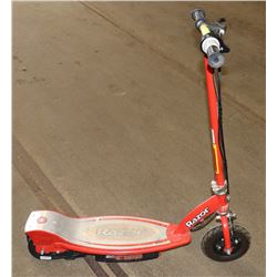 ELECTRIC RAZOR SCOOTER E100, NEEDS BATTERY