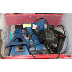 2 CAR STANDS, TOOLS AND SKIL SAW